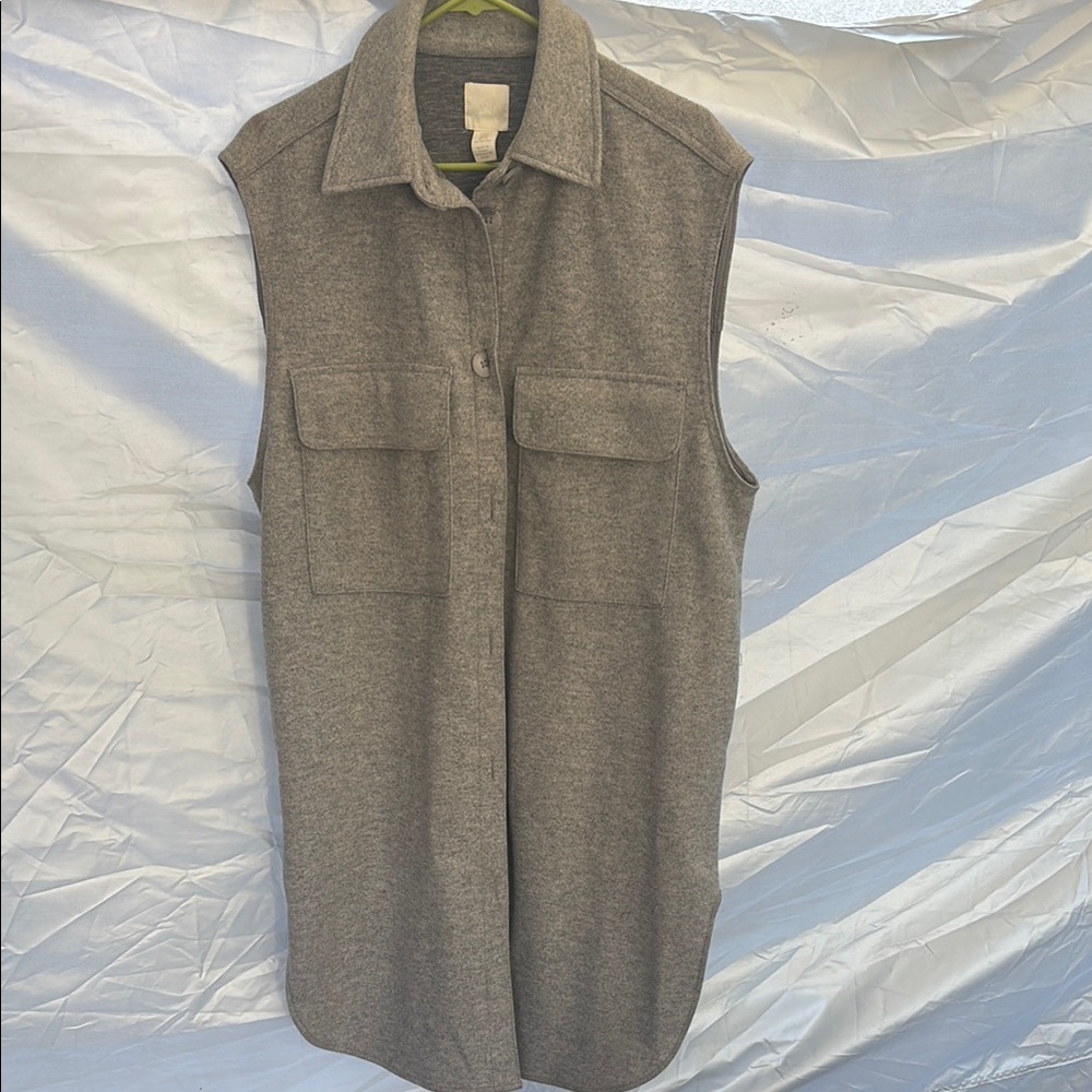H&M Gray Knit Top